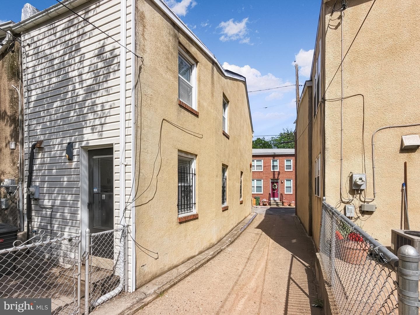 916 Bevan Street photo 13