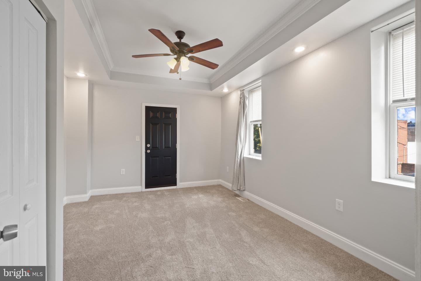 101 East Avenue photo 24