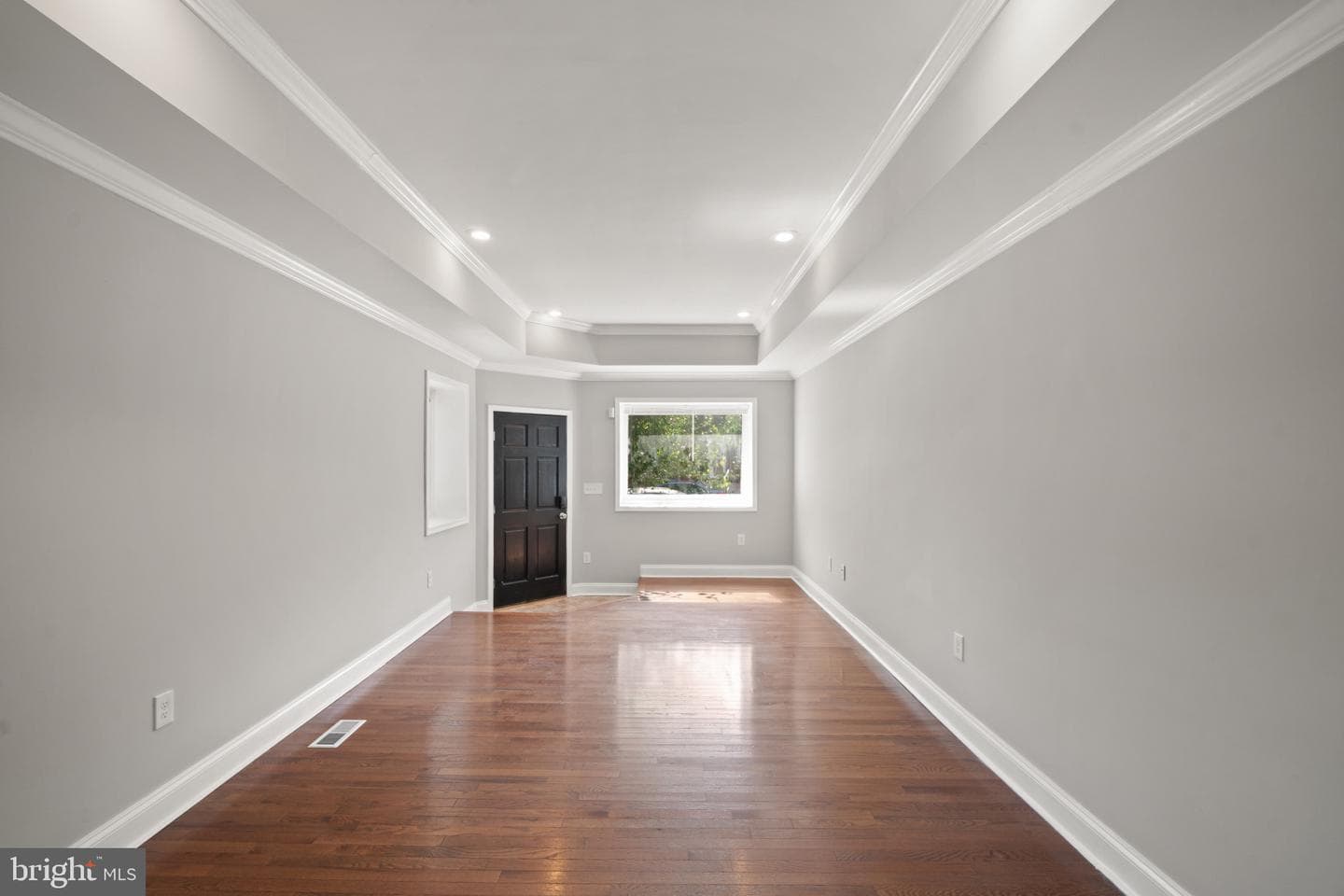 101 East Avenue photo 3