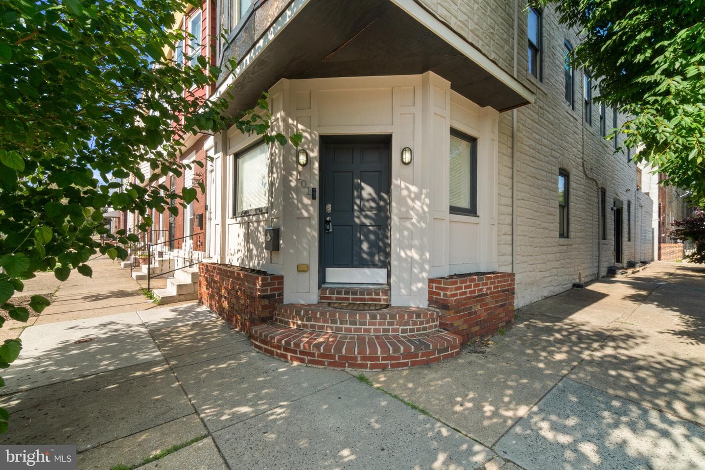 101 East Avenue photo 4