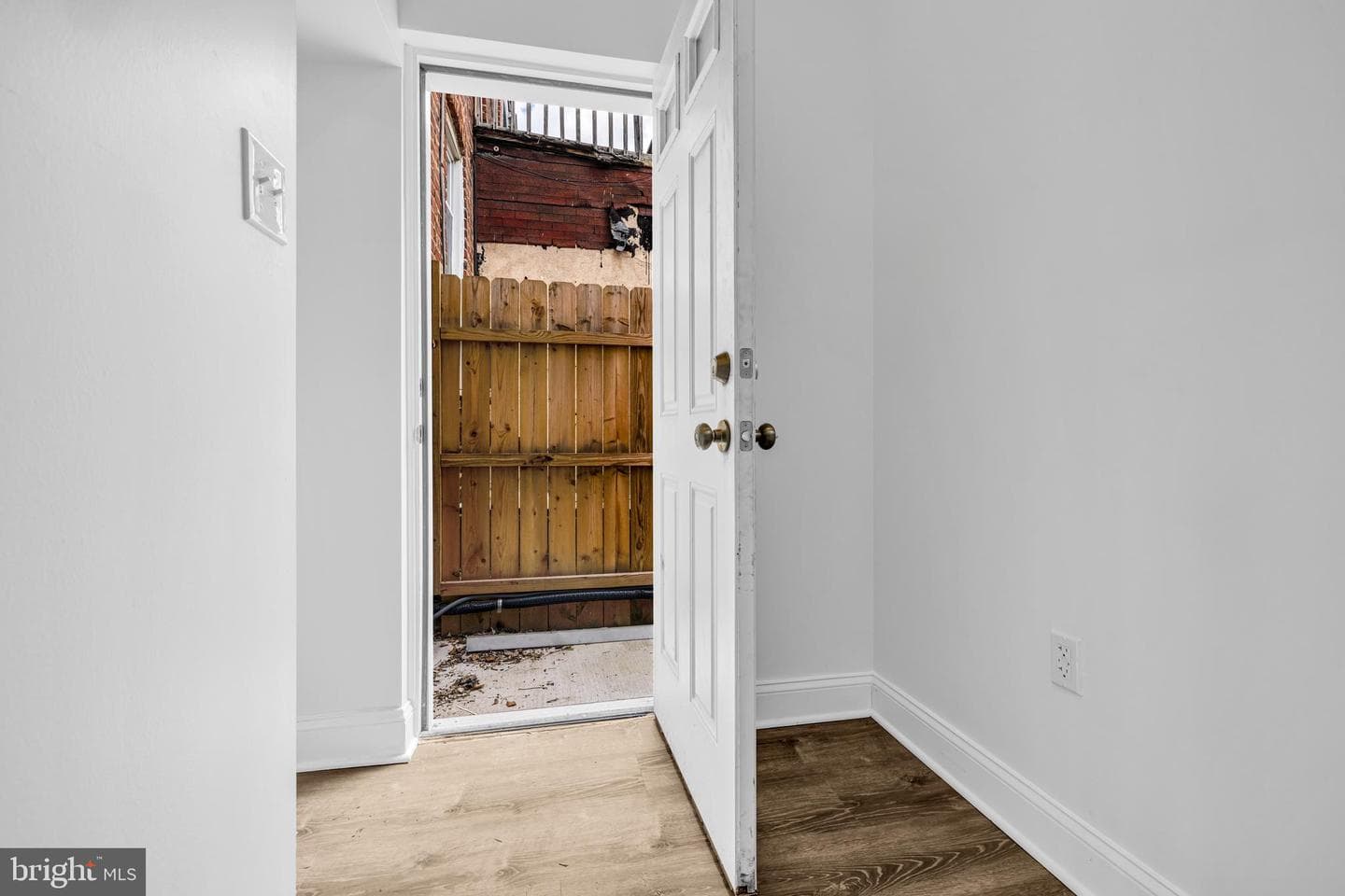 1077 Ellicott Dr photo 25