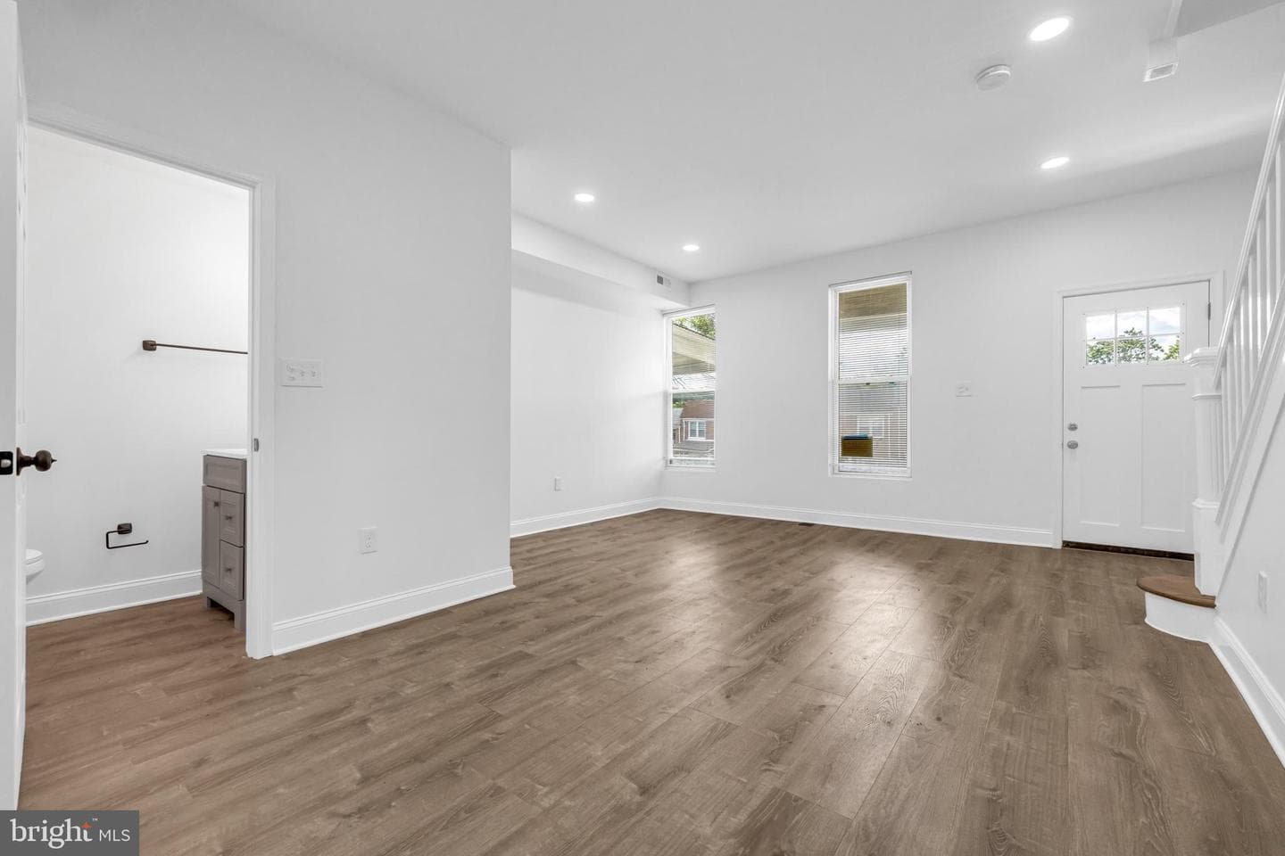 1077 Ellicott Dr photo 7