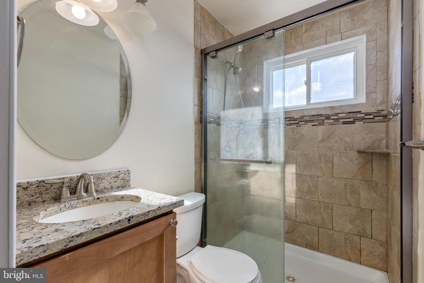 1449 Roland Heights Avenue photo 26