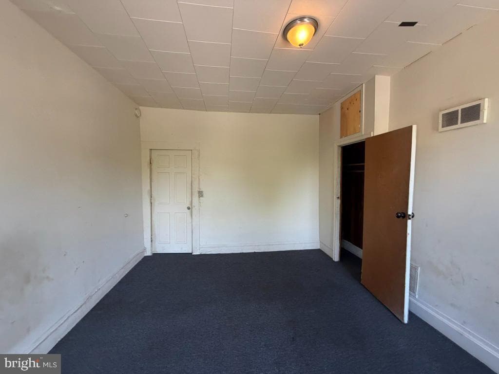 2535 Ashton Street photo 20