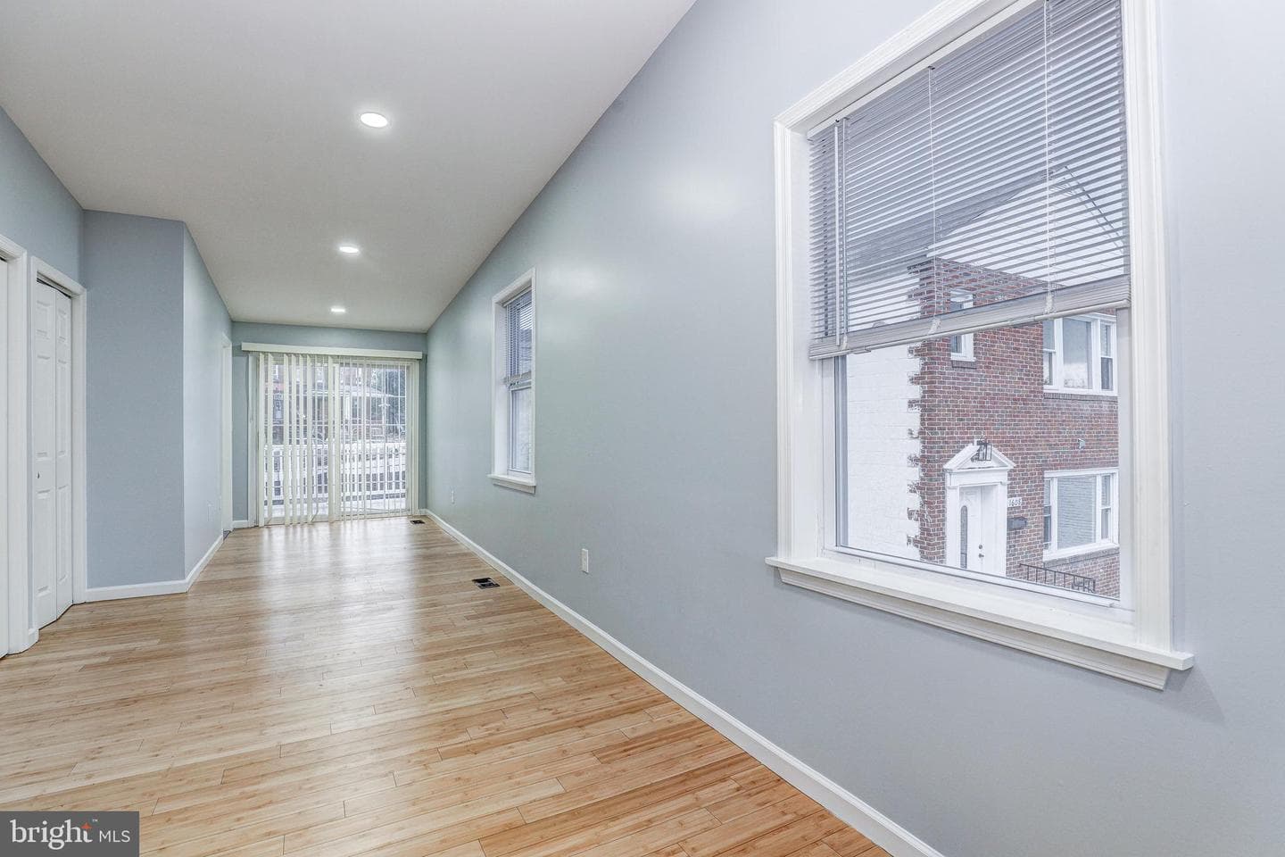 1602 Abbotston Street photo 12