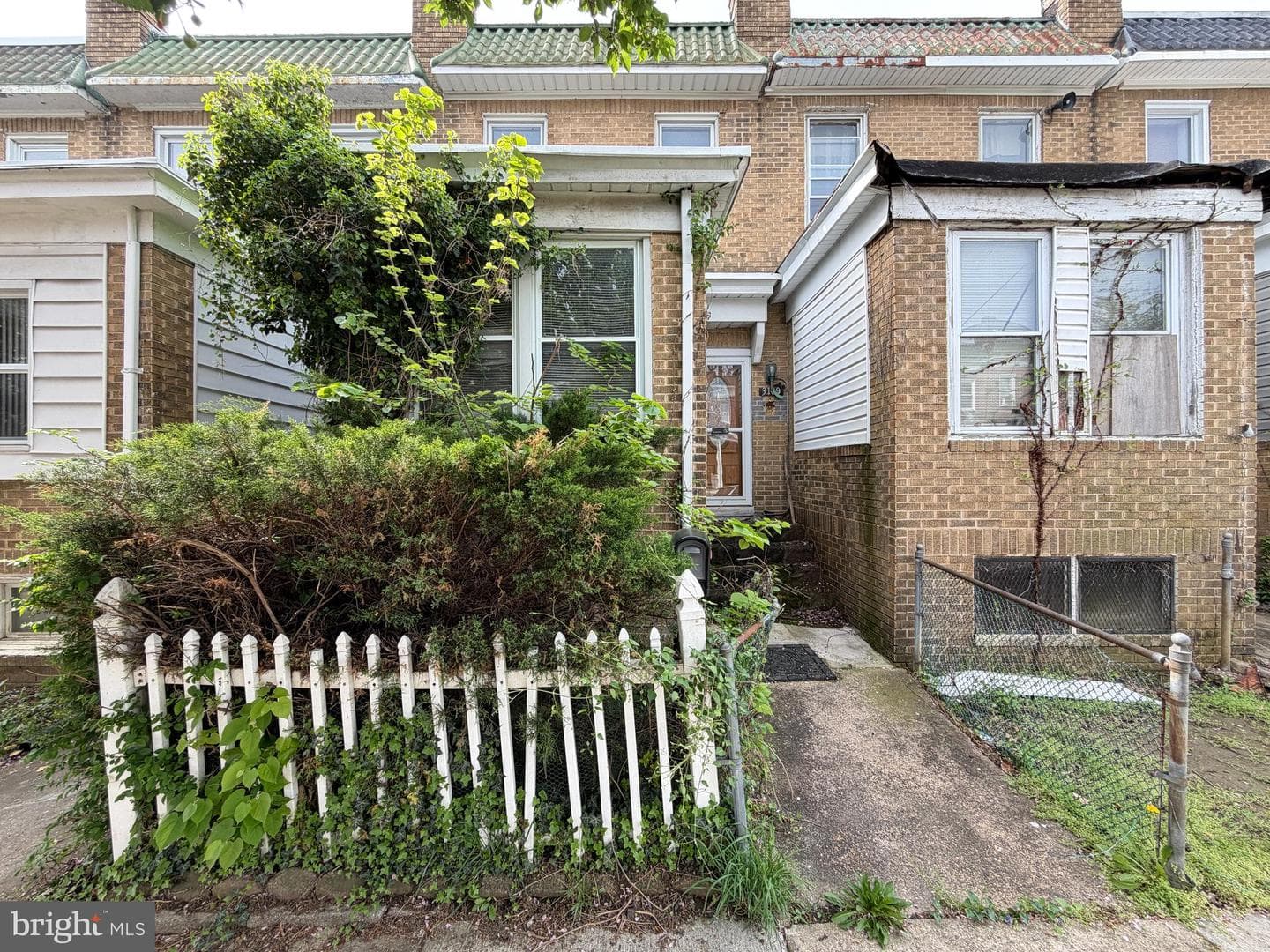 3109 Brighton St photo 1