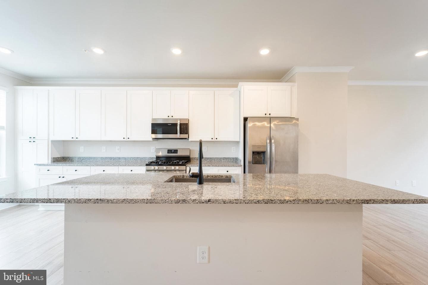 4334 Roland Heights Avenue photo 11