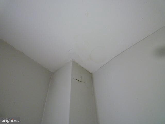 5118 Harford Road photo 25