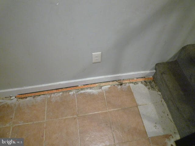 5118 Harford Road photo 28
