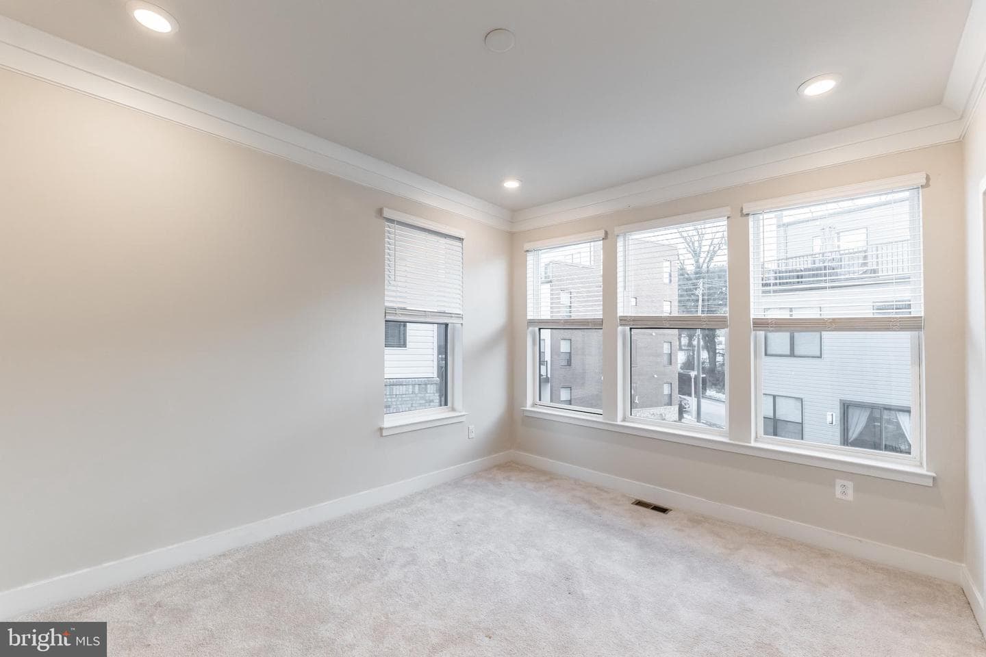 4404 Roland Heights Avenue photo 23