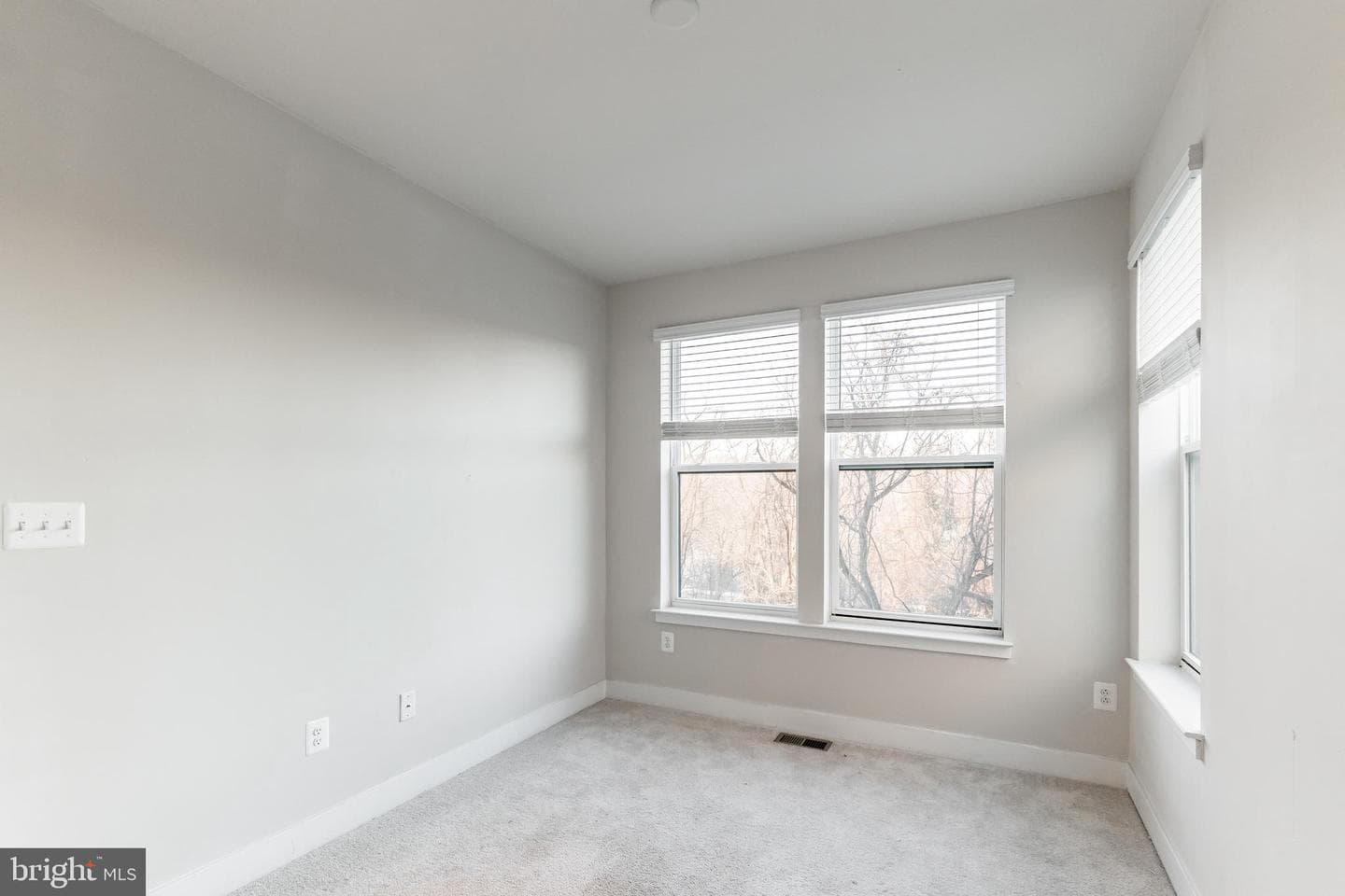 4404 Roland Heights Avenue photo 25