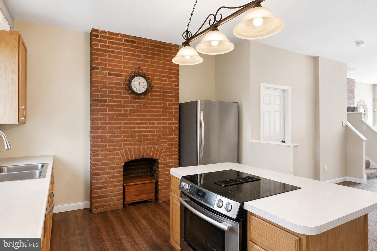 1361 N Gilmor Street photo 5