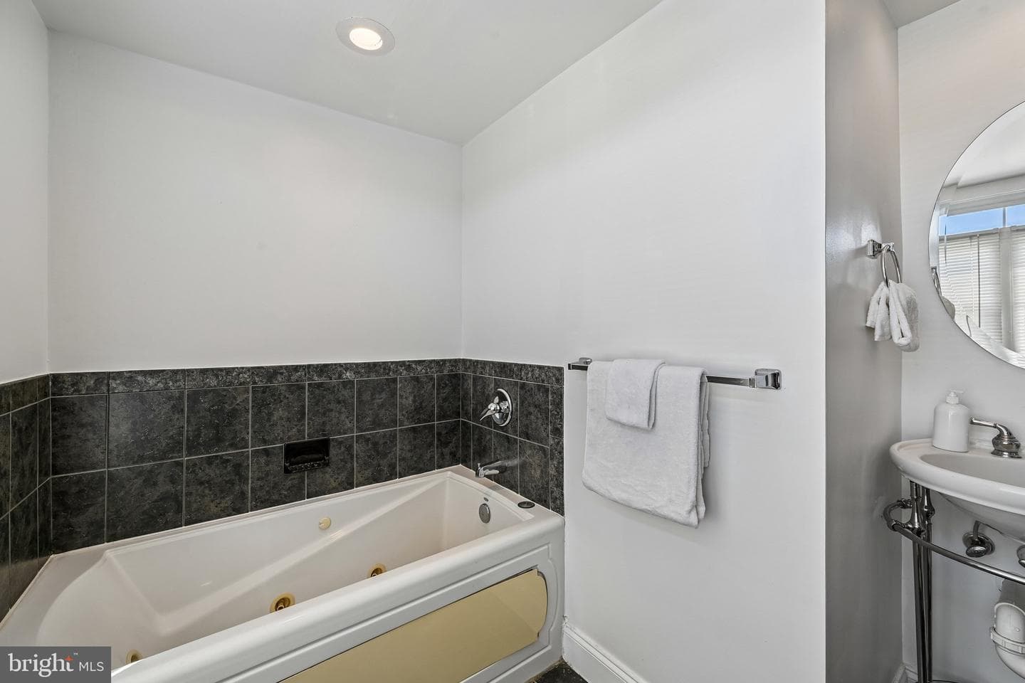 1600 Patapsco Street photo 20