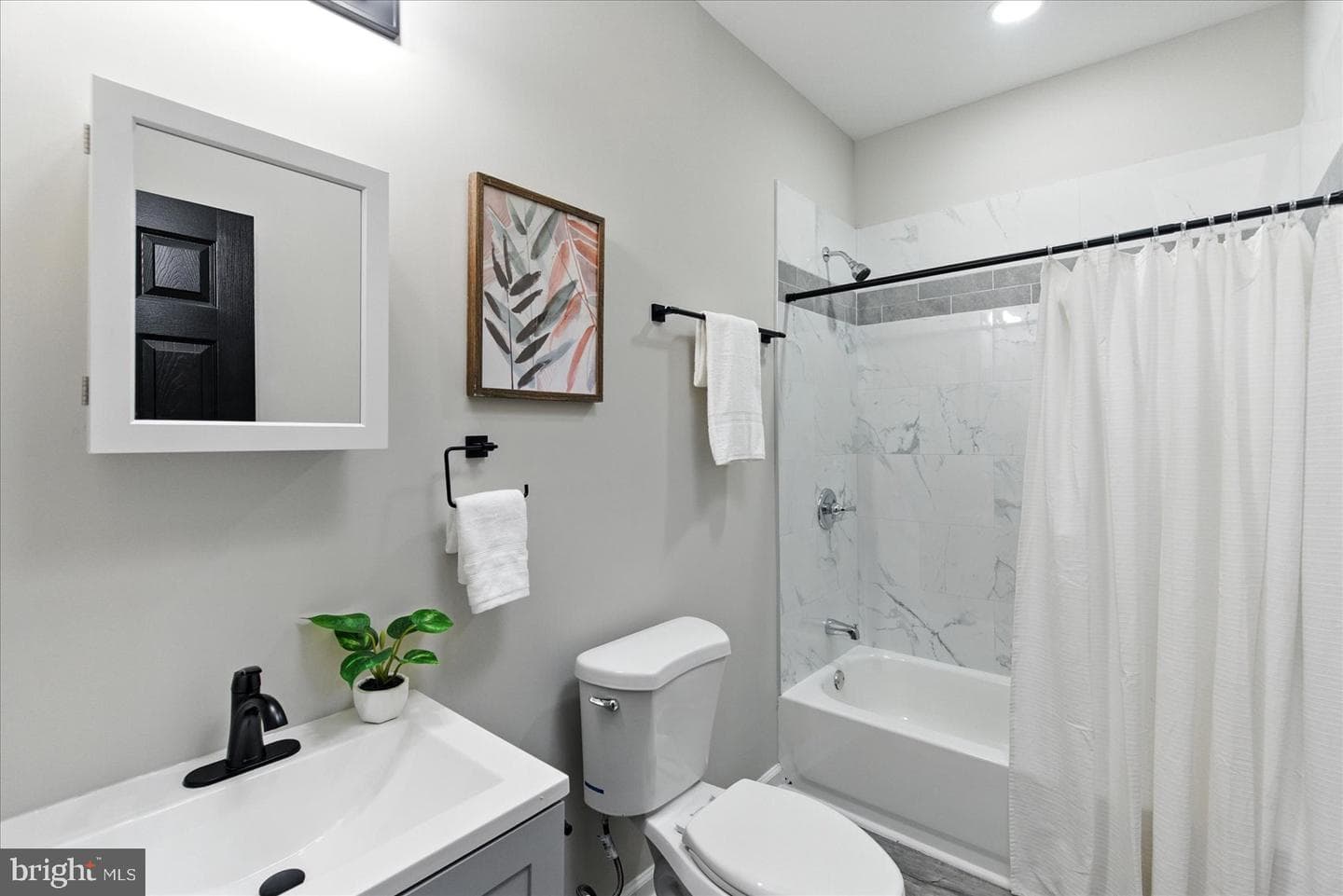 1607 Montpelier Street photo 32
