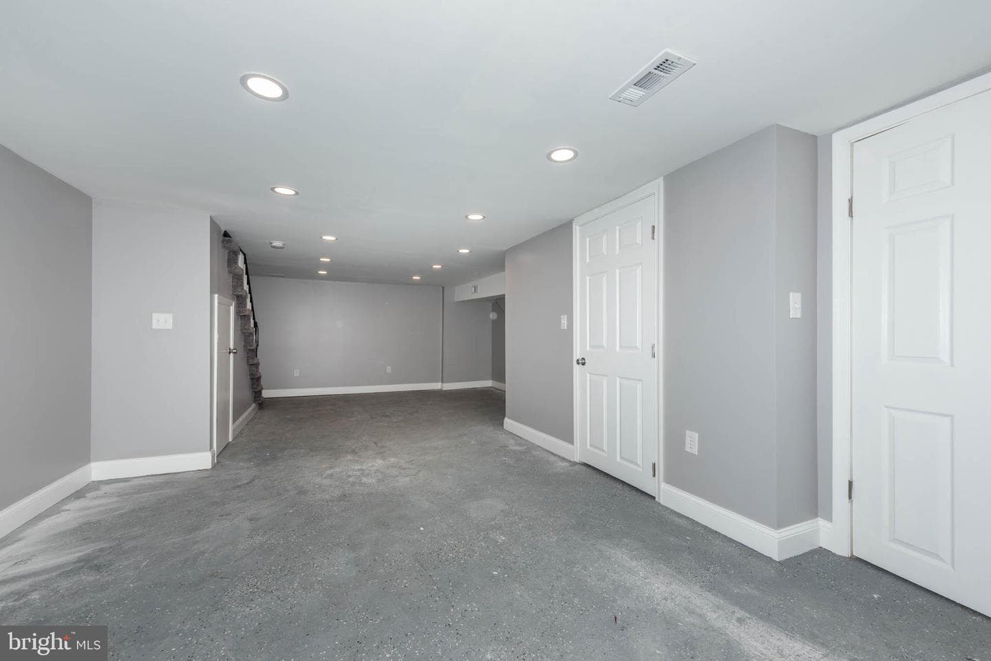 4921 Edgemere Avenue photo 20