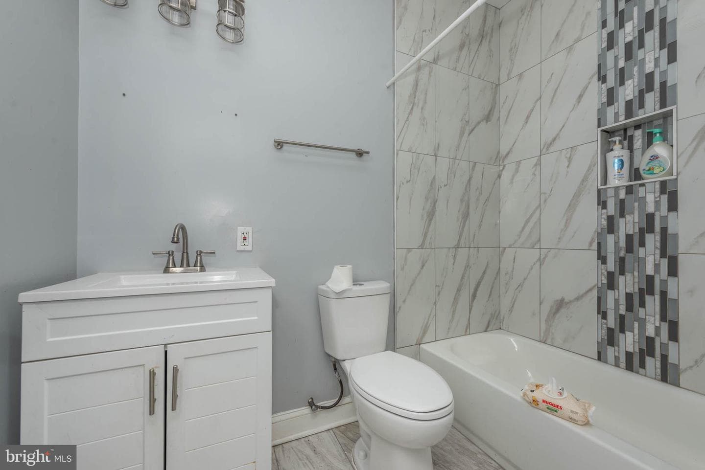 2113 Mcculloh Street photo 9