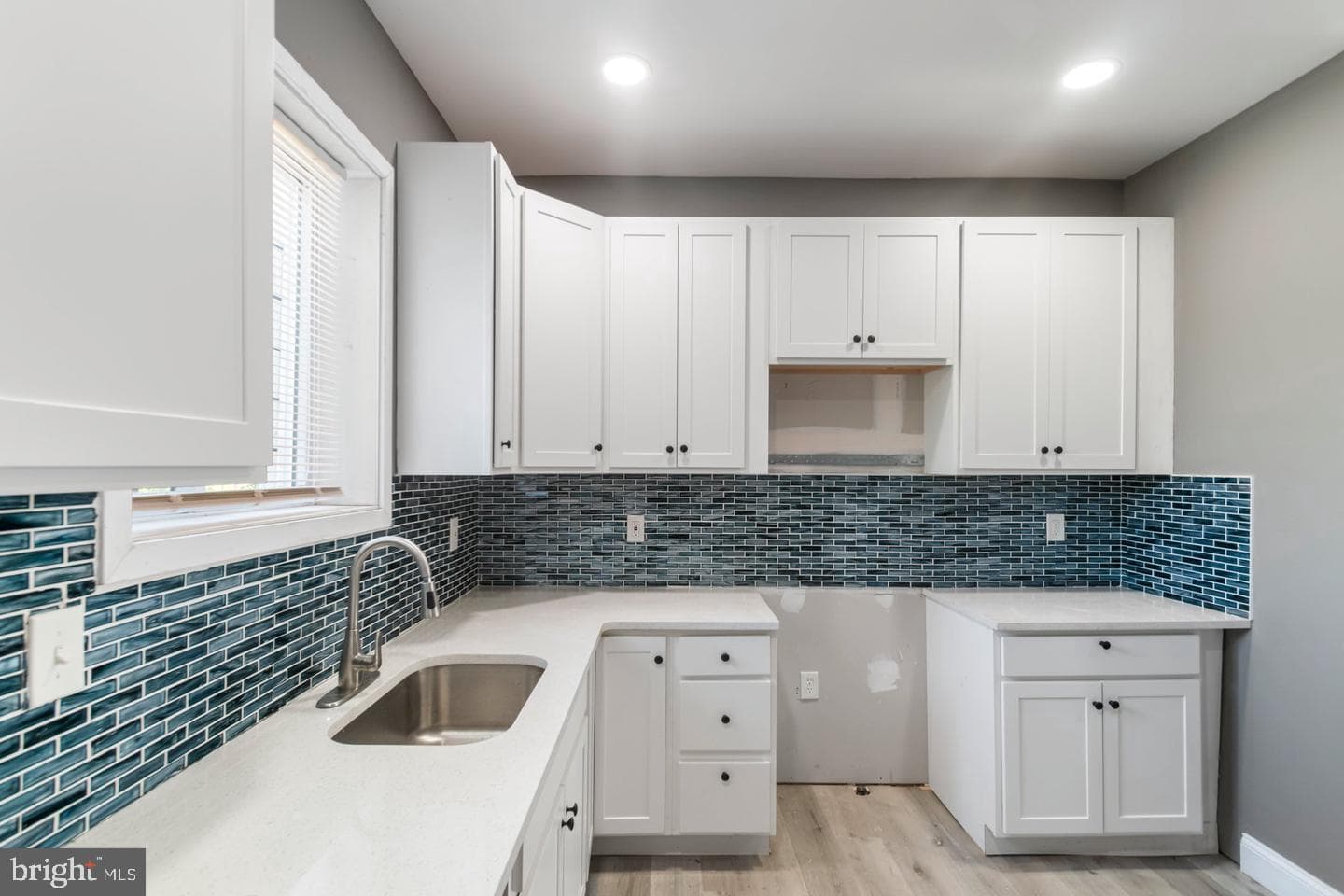 1955 N Collington Avenue photo 9