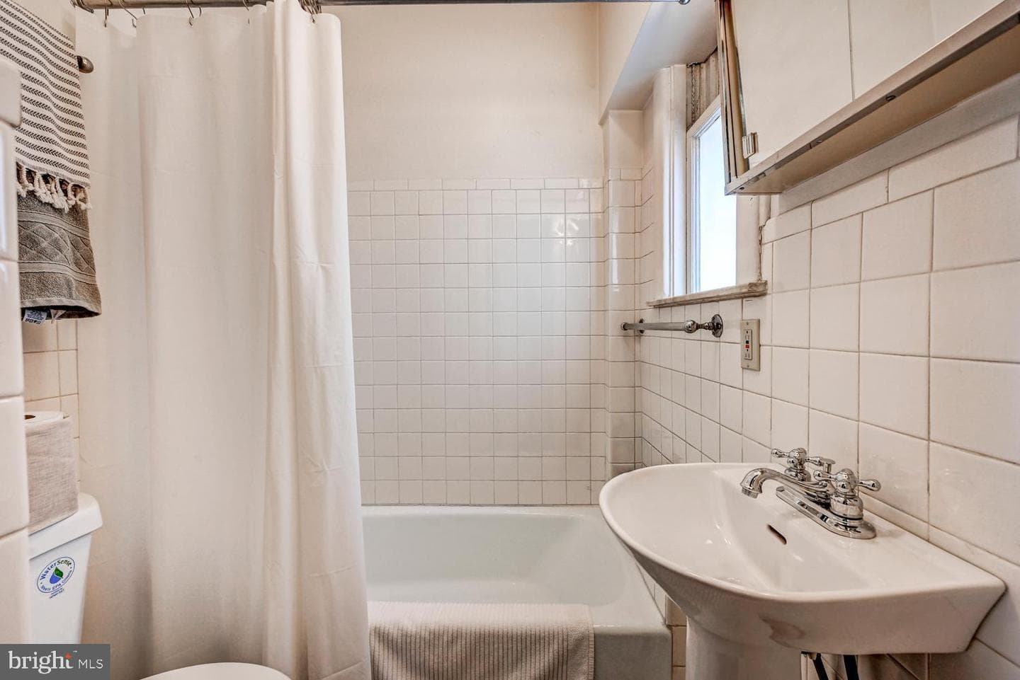 700 Washington Place #1b photo 17