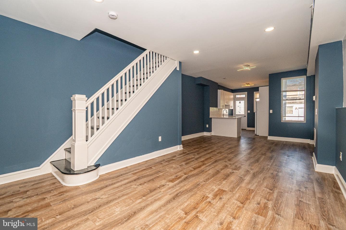 1218 N Curley Street photo 6