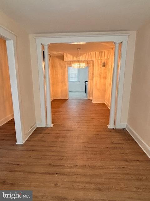 409 Poplar Grove St photo 7