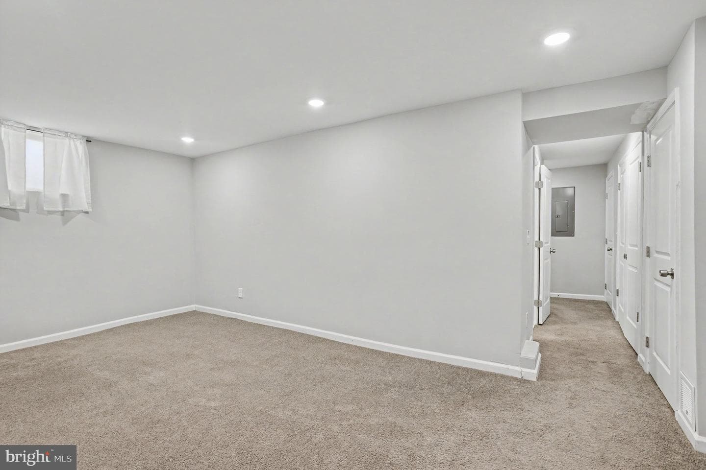 3818 Fernhill Avenue photo 22