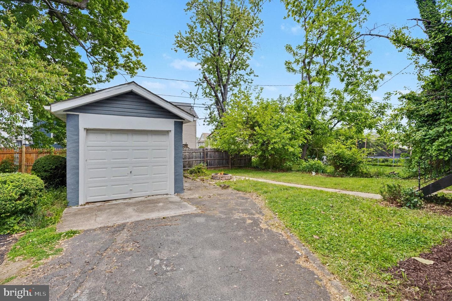 3818 Fernhill Avenue photo 27