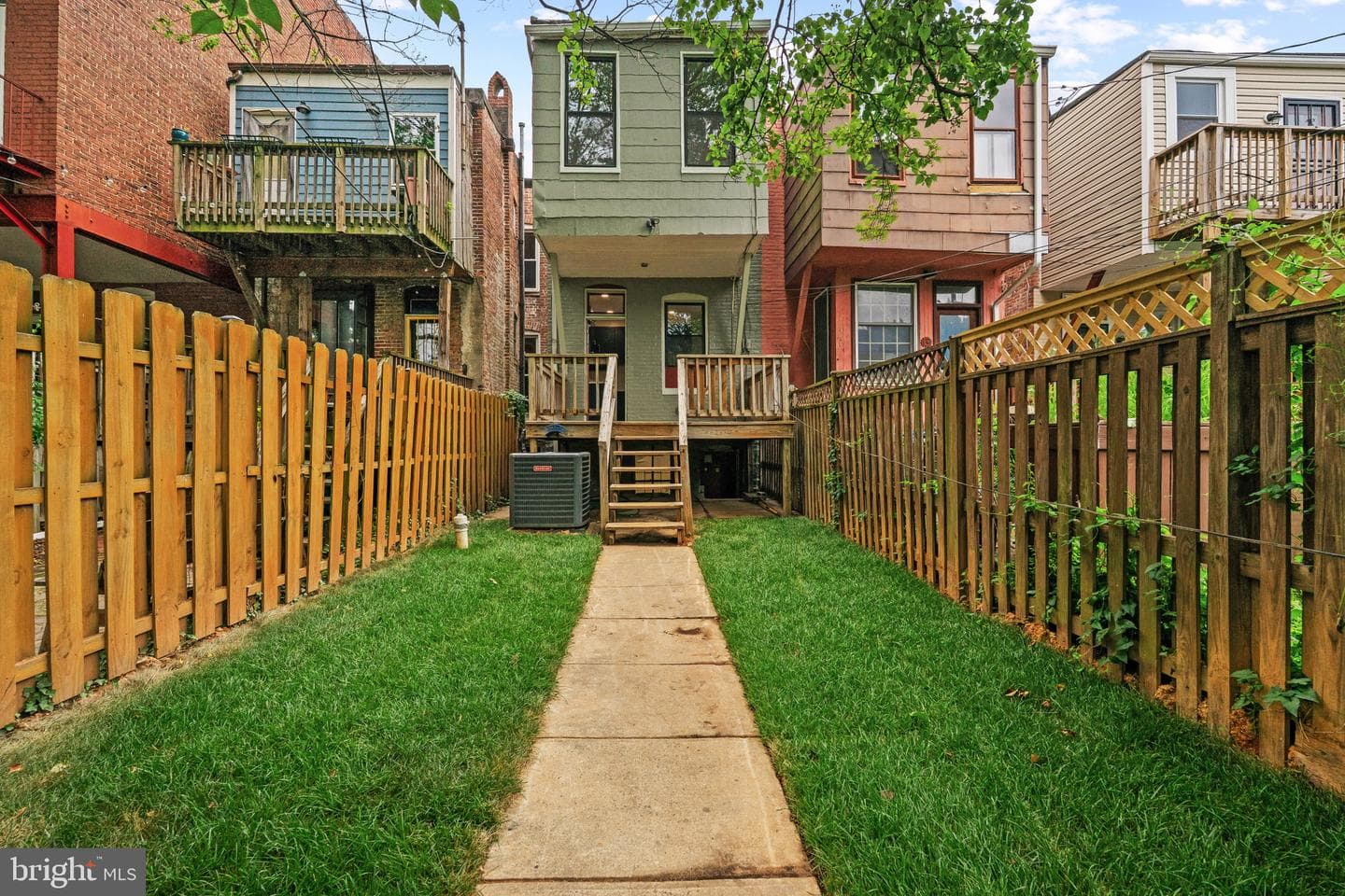 2748 Maryland Avenue photo 35
