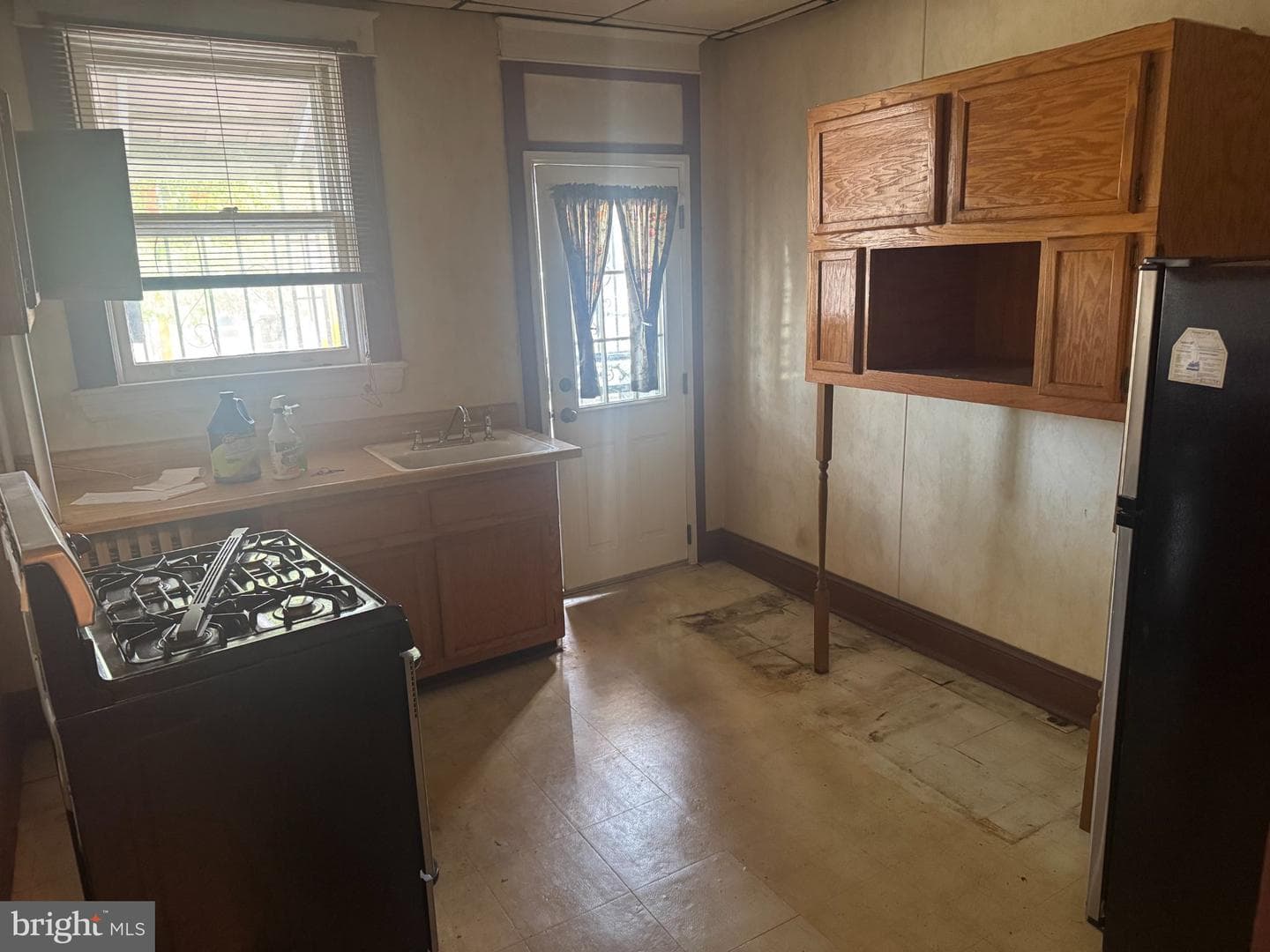 2545 Robb Street photo 8