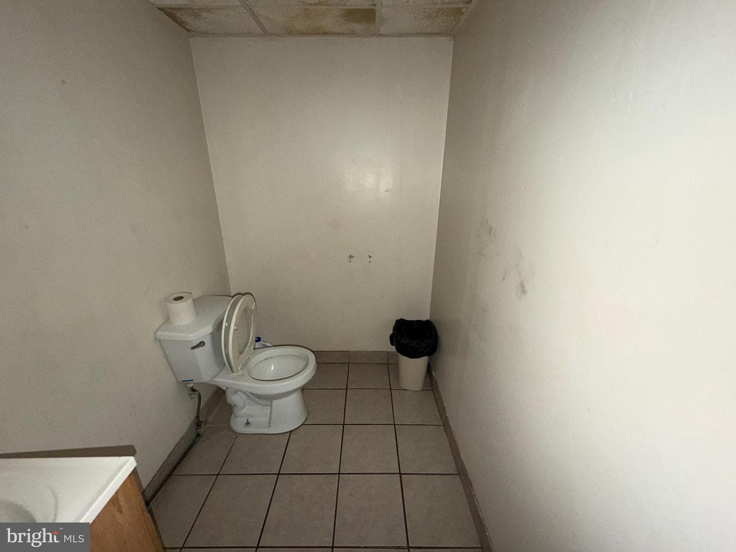 2140 W Baltimore Street photo 10