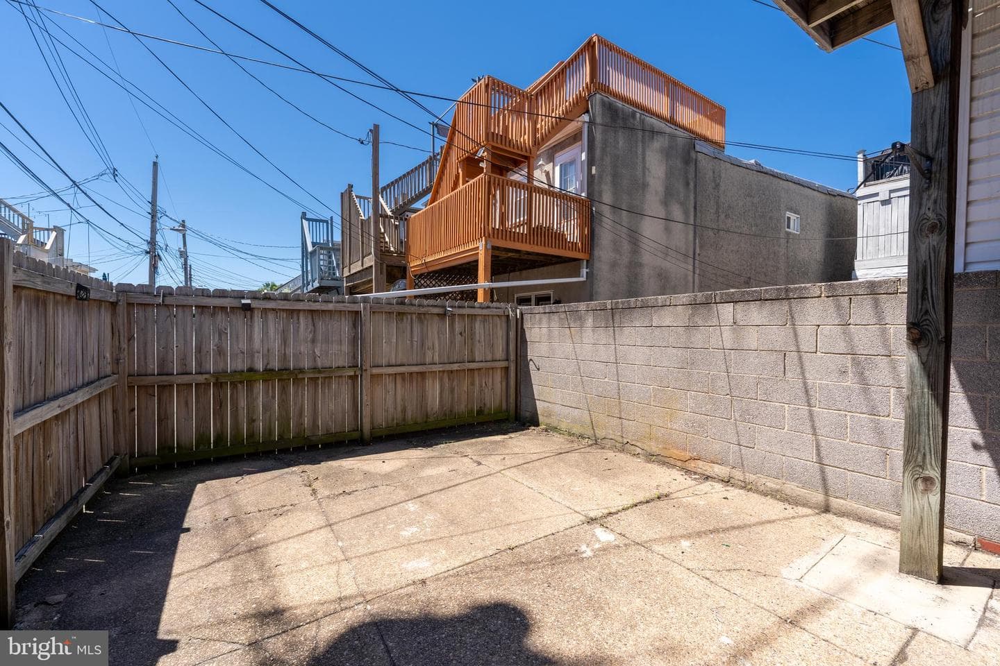 3233 Foster Avenue photo 29