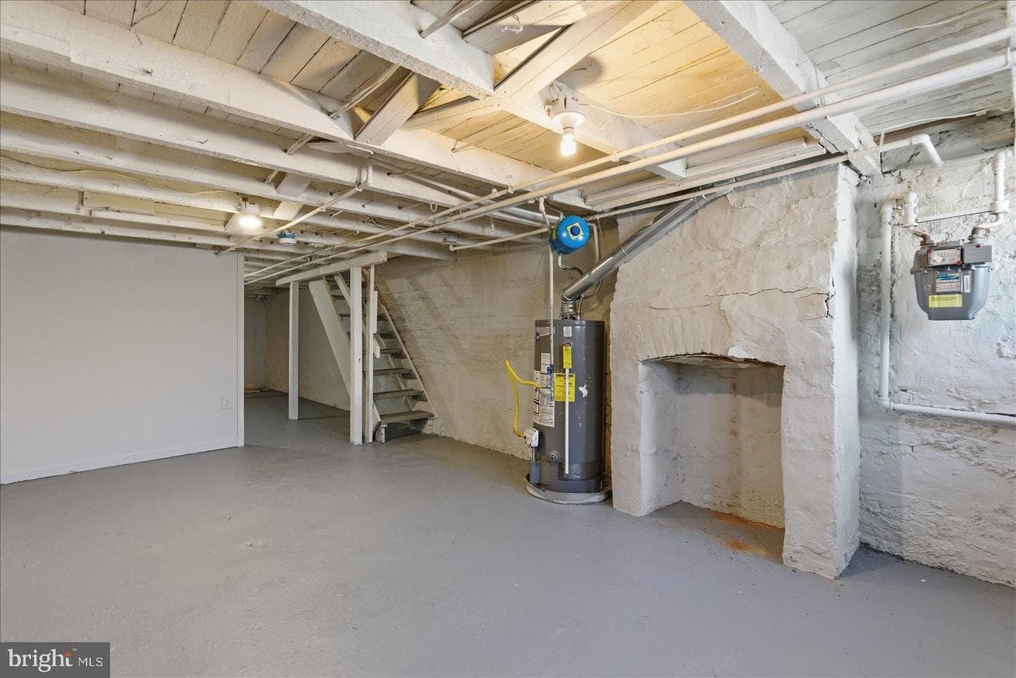 1208 W Cross Street photo 27