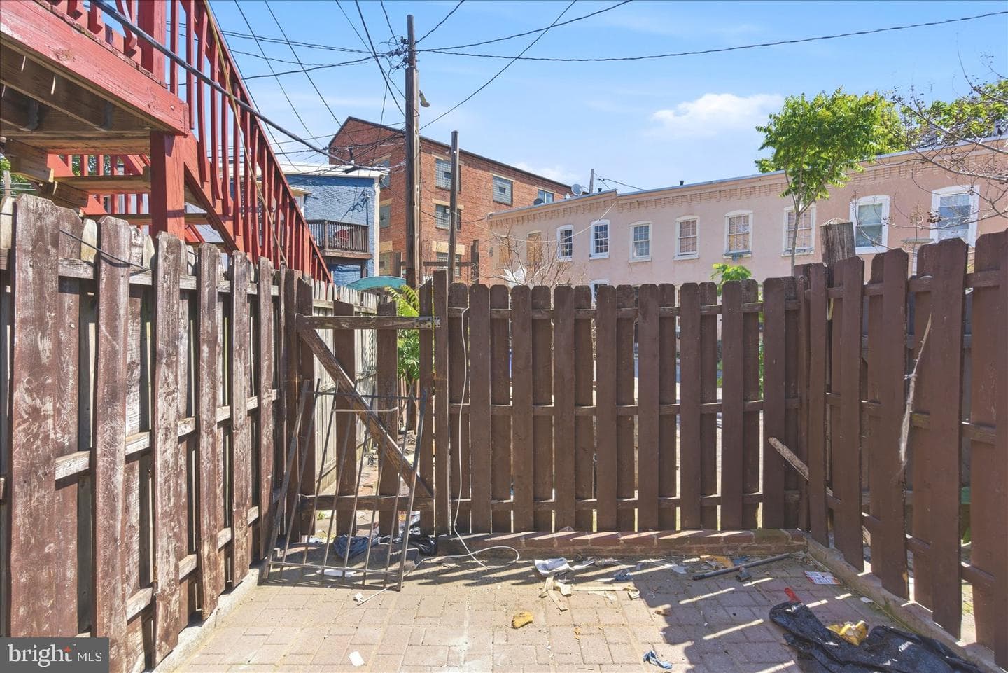 1208 W Cross Street photo 30