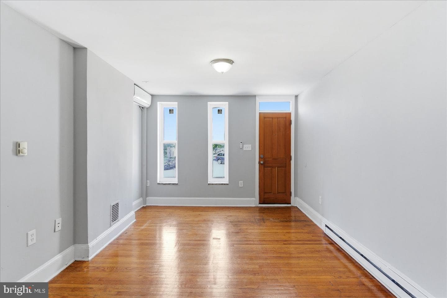 1208 W Cross Street photo 6