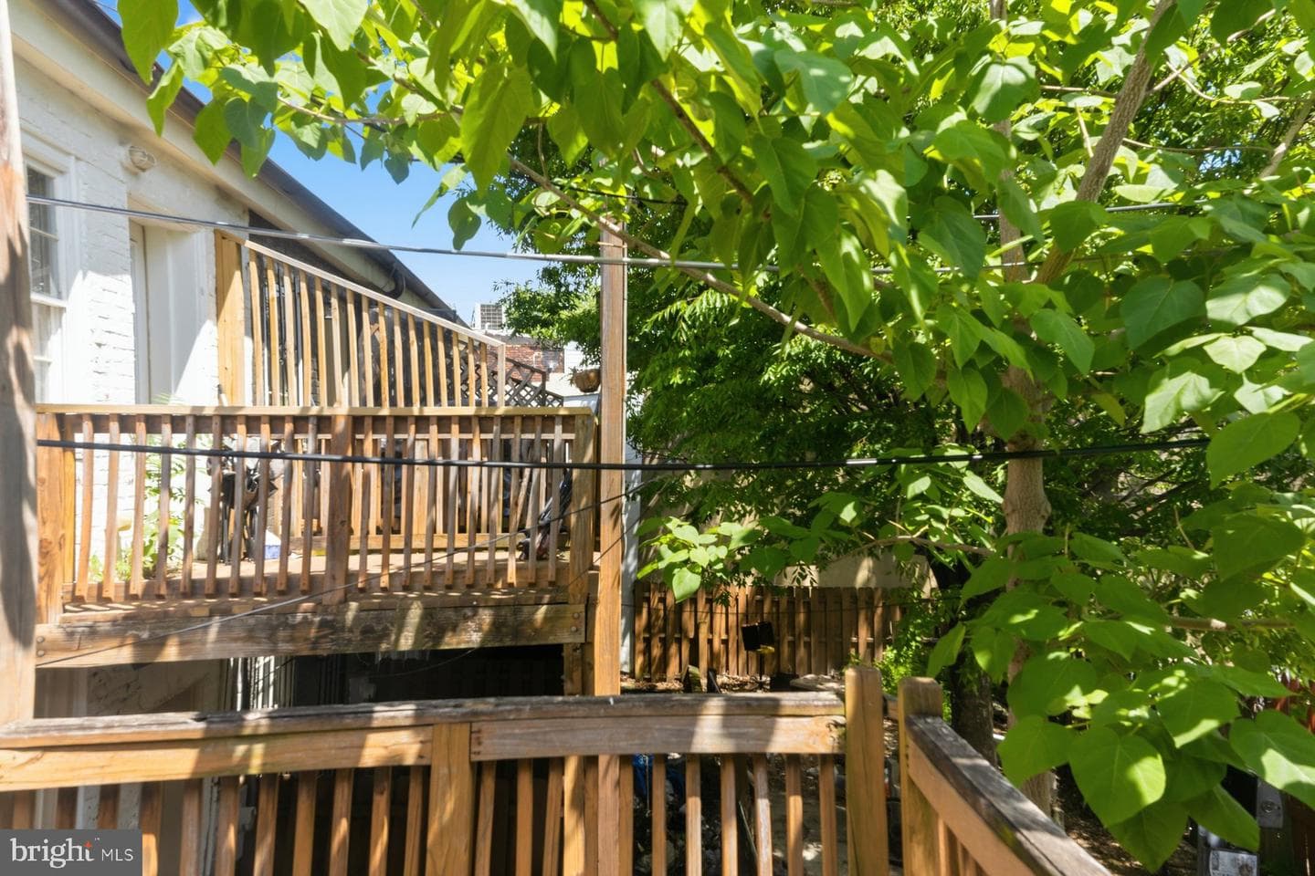 517 Callender Street photo 25