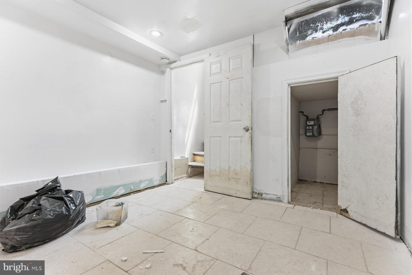 872 Carroll Street photo 20