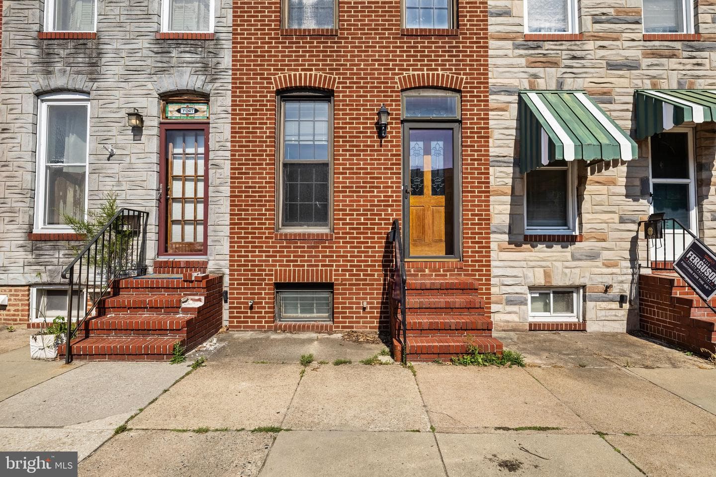 1414 Andre Street photo 2