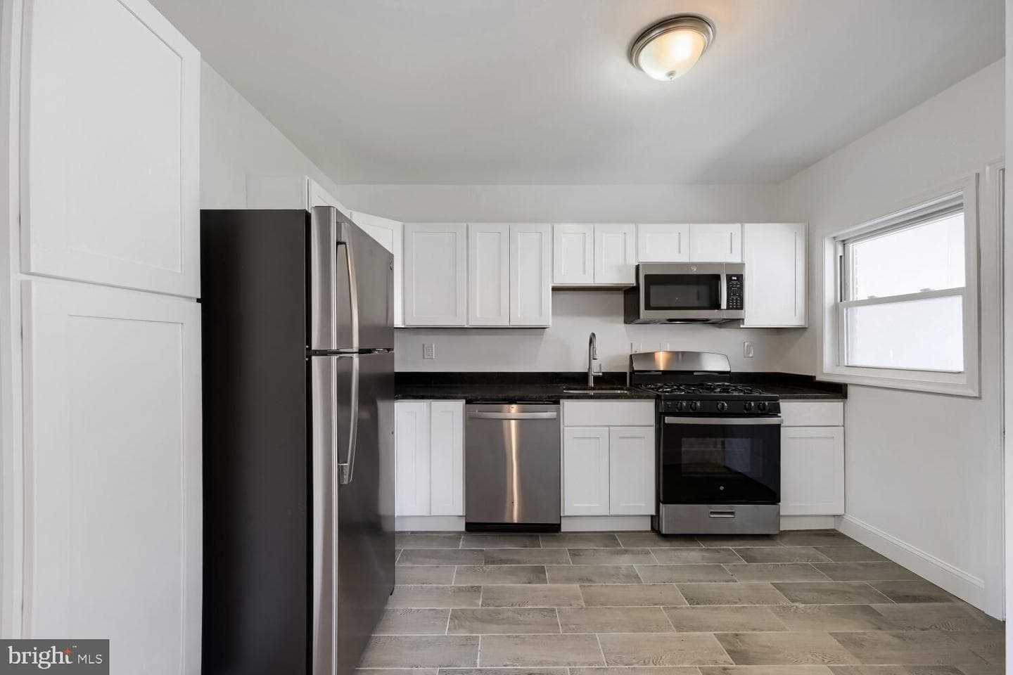 38 N Bernice Avenue photo 9