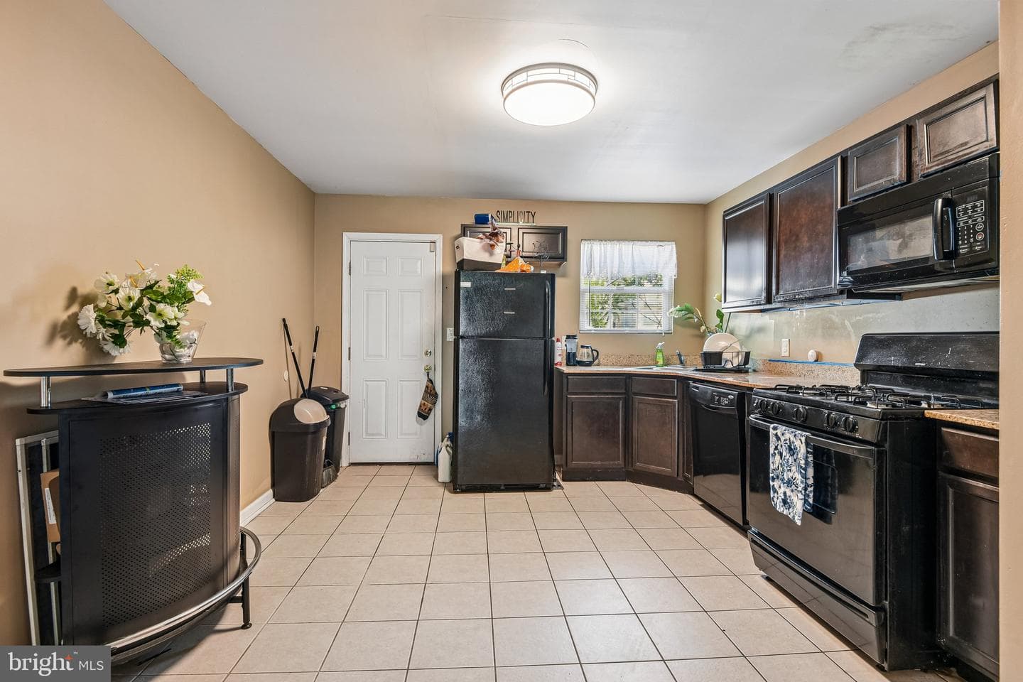 408 E Federal Street photo 15