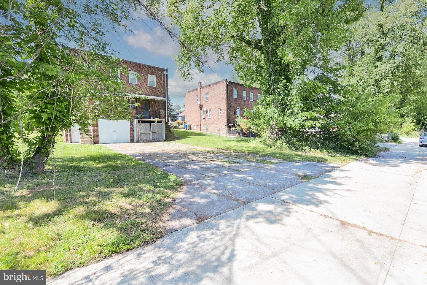 3617 N Rogers Avenue photo 41