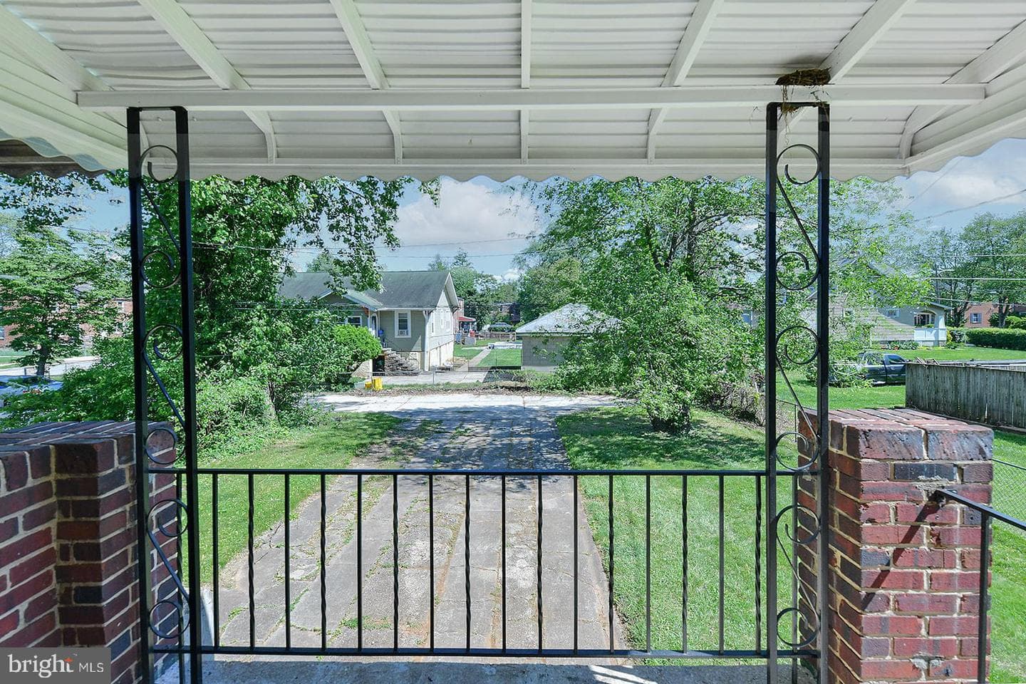3617 N Rogers Avenue photo 9