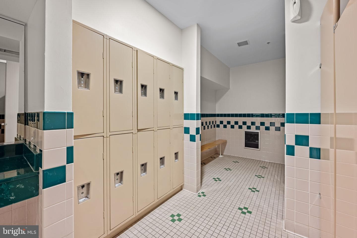 23 Pierside Drive #221 photo 29