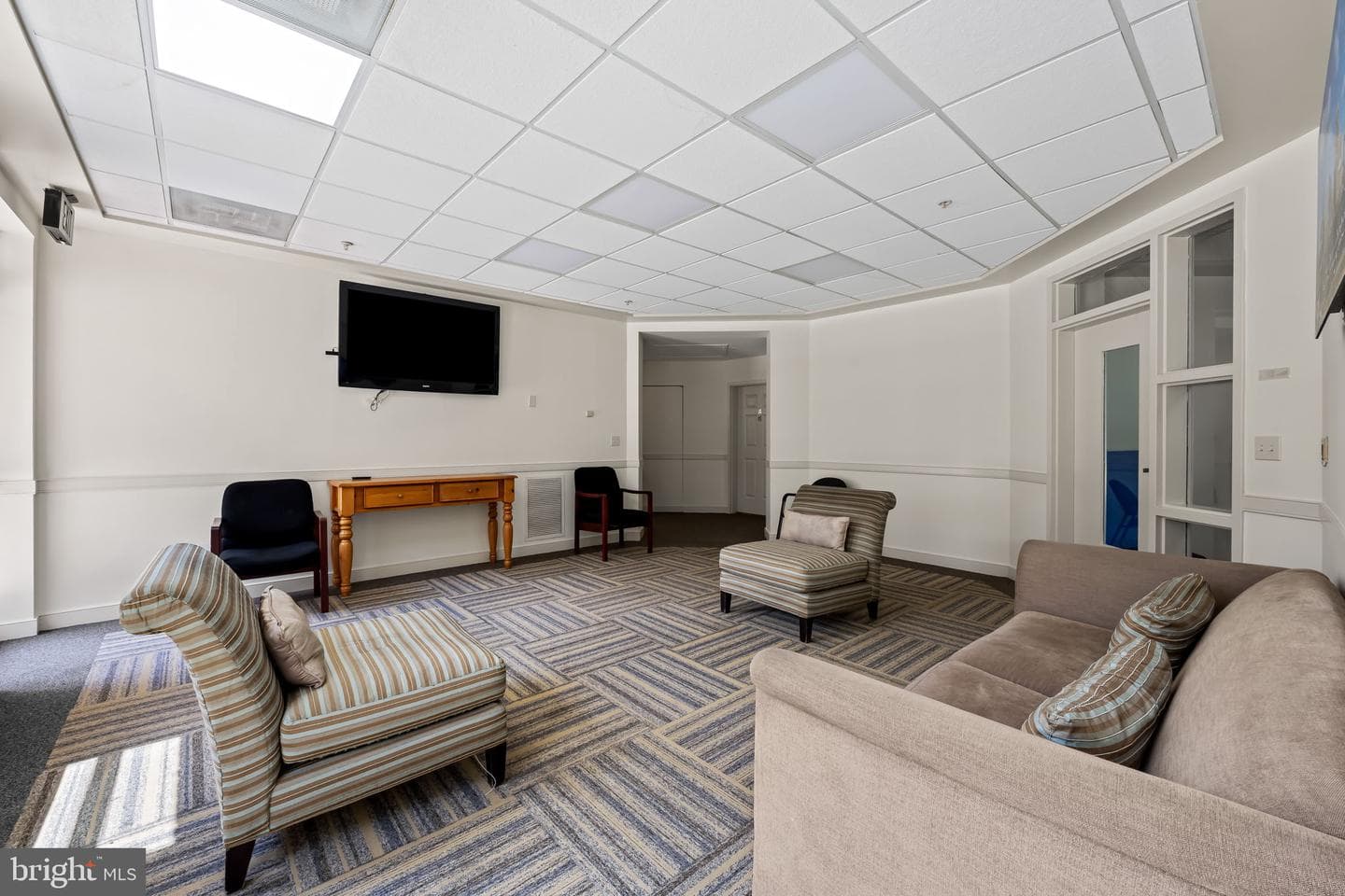 23 Pierside Drive #221 photo 30