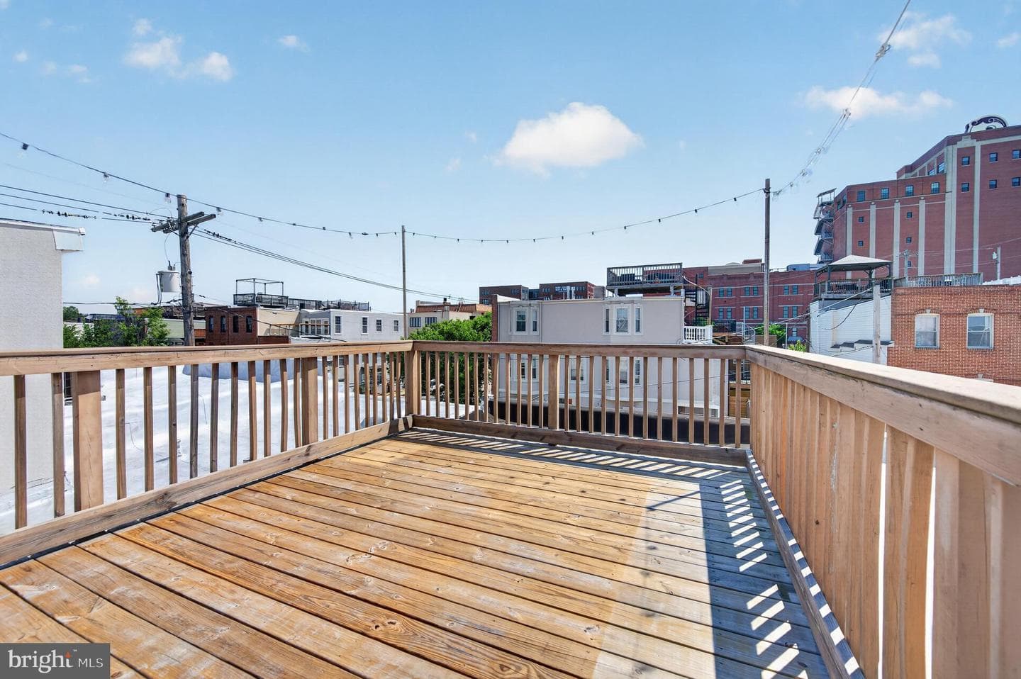 1004 Baylis Street photo 47