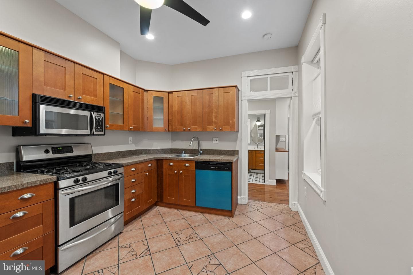 222 S Collington Avenue photo 8