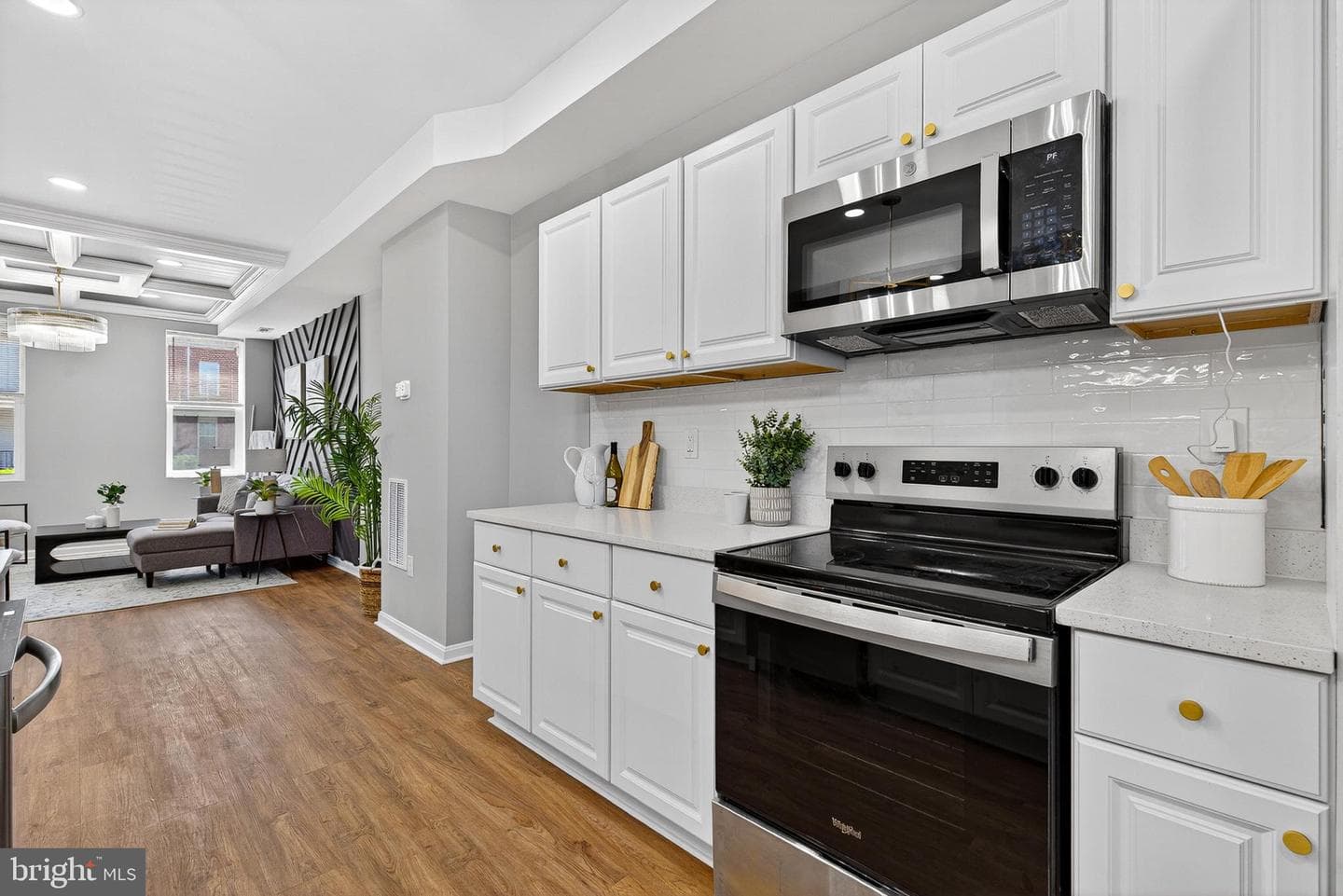 3720 W Garrison Ave photo 10