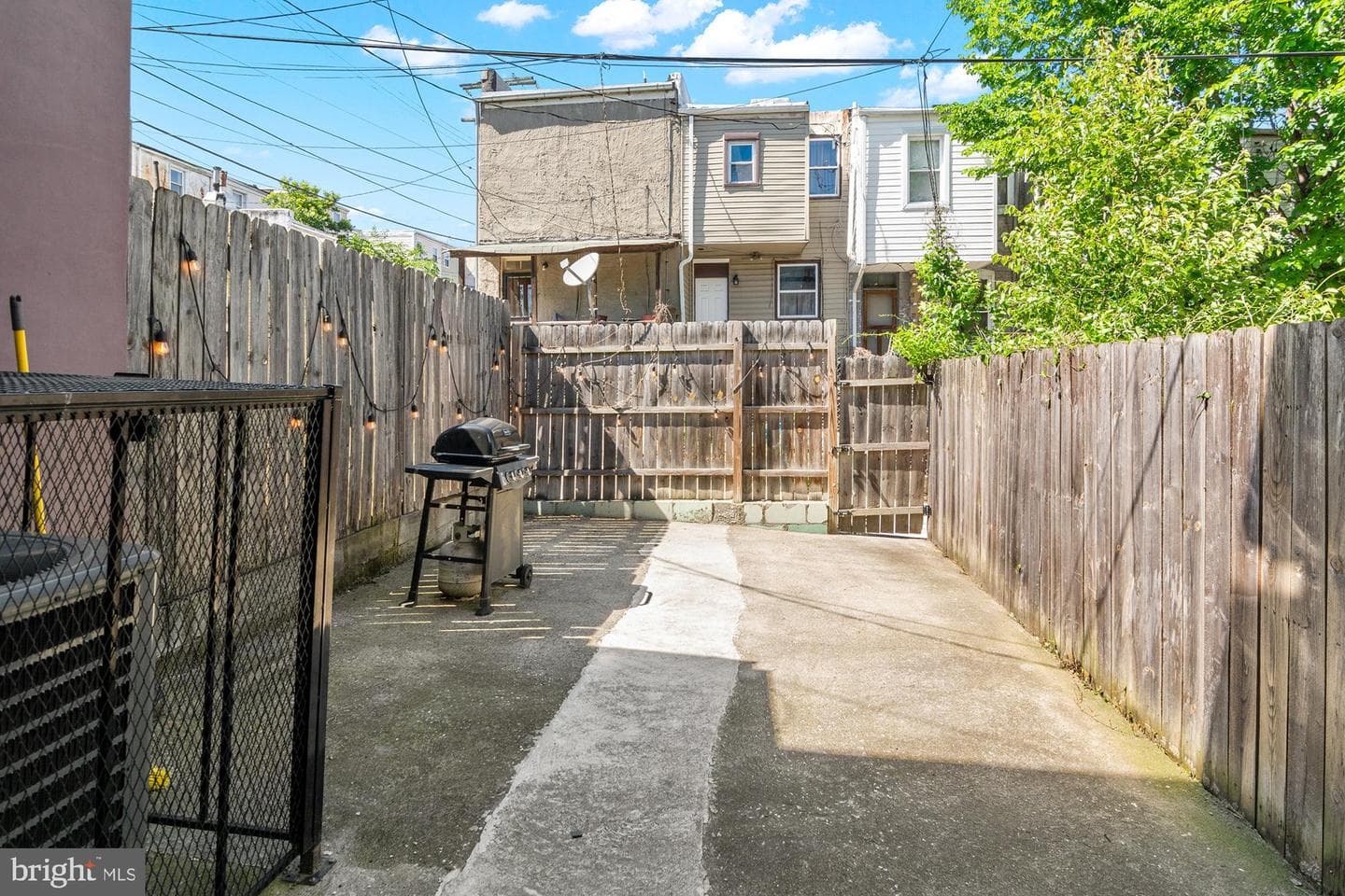 1602 E Biddle Street photo 40
