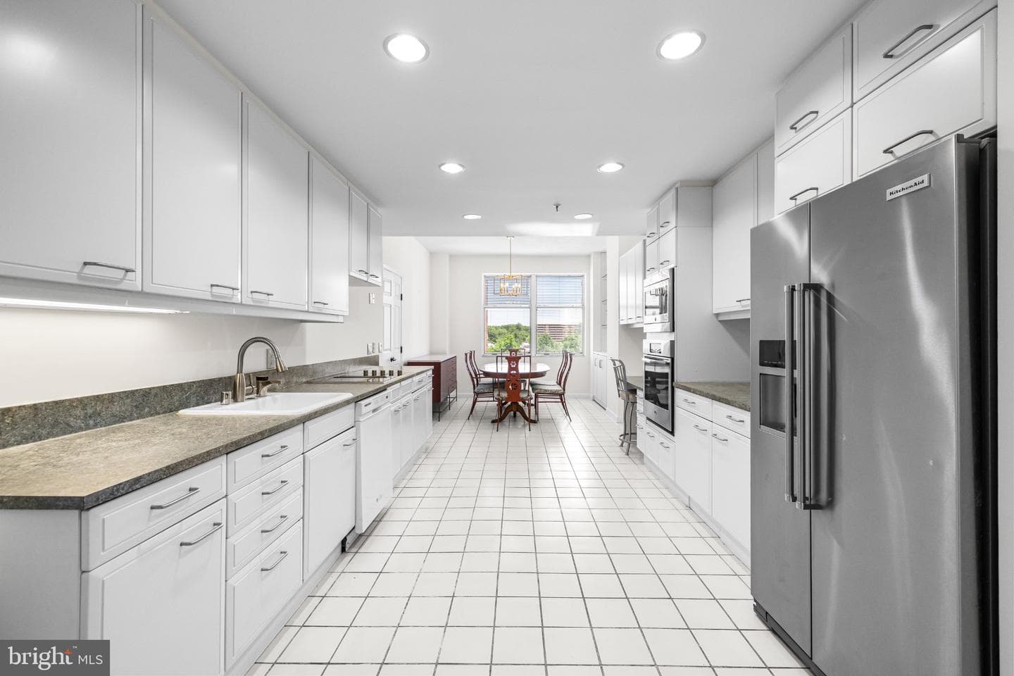 3801 Canterbury Road #712 photo 4