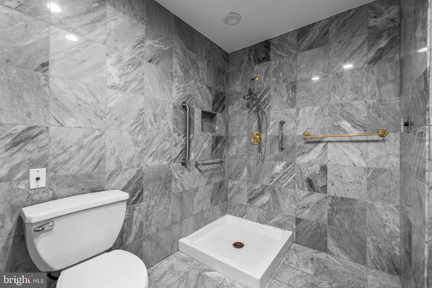 3801 Canterbury Road #712 photo 43