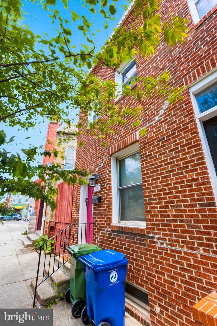 1101 Scott Street photo 3