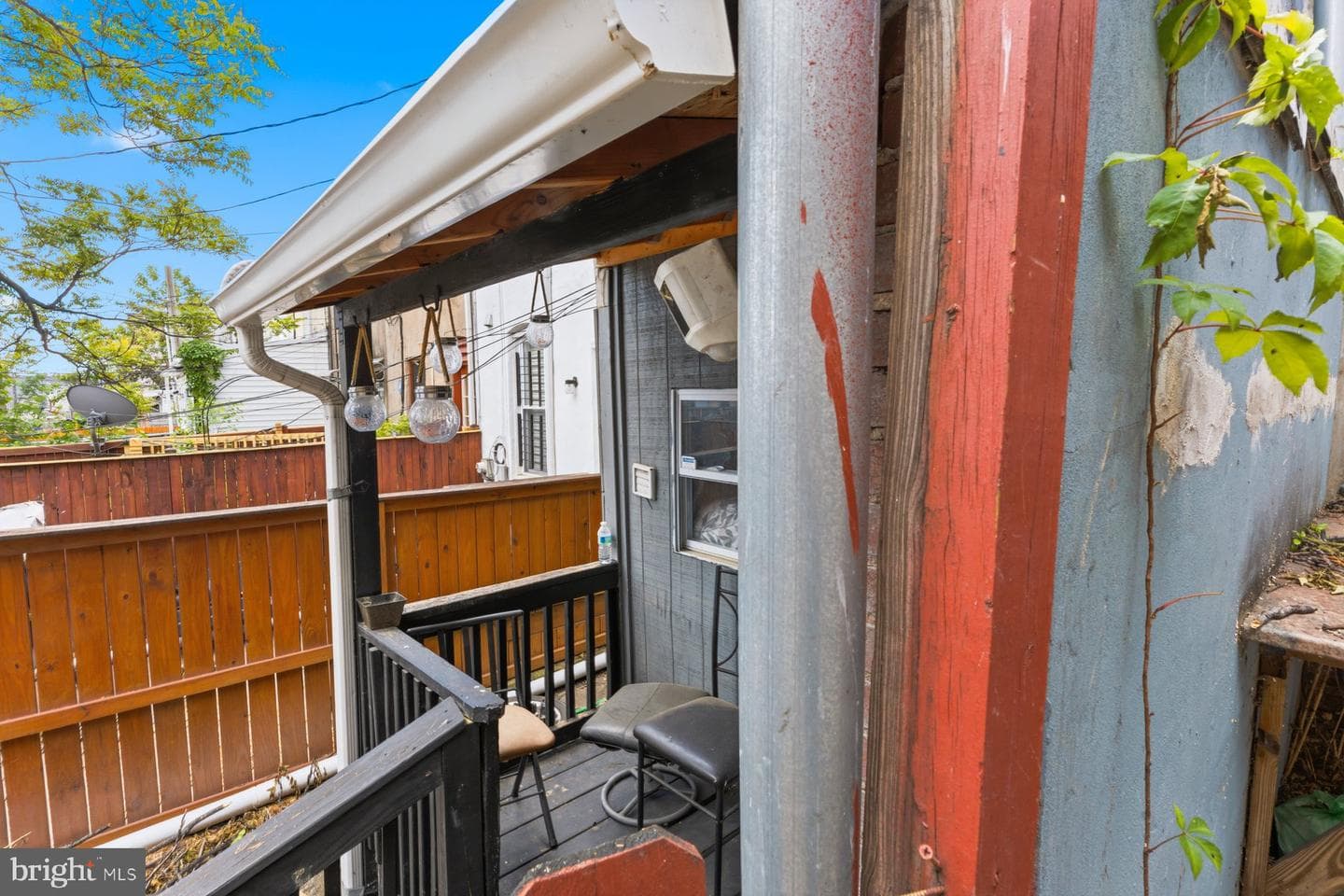1101 Scott Street photo 6